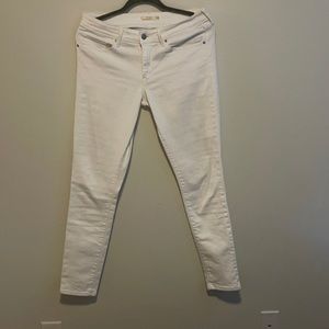 White 711 skinny Levi’s